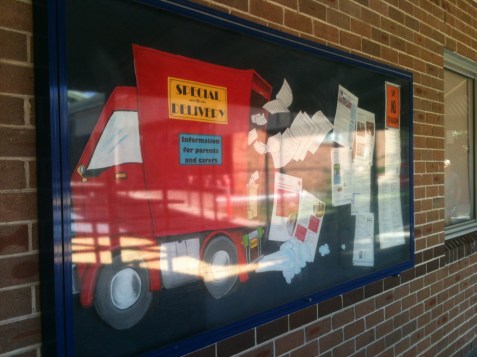 Noticeboard truck 002